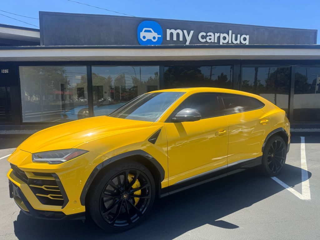 2020 LAMBORGHINI URUS