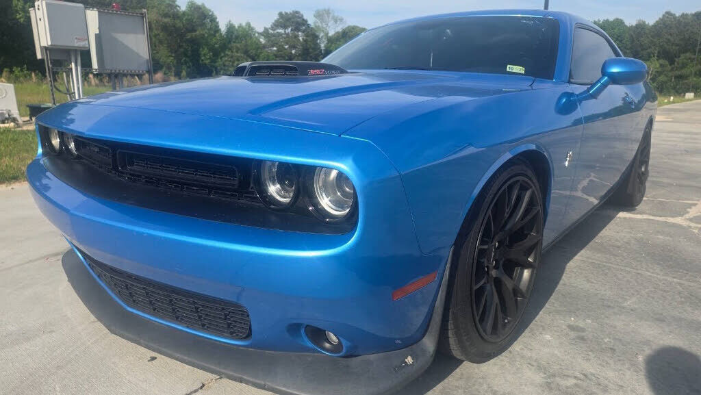 2016 DODGE Challenger