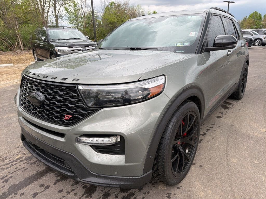 2020 FORD Explorer
