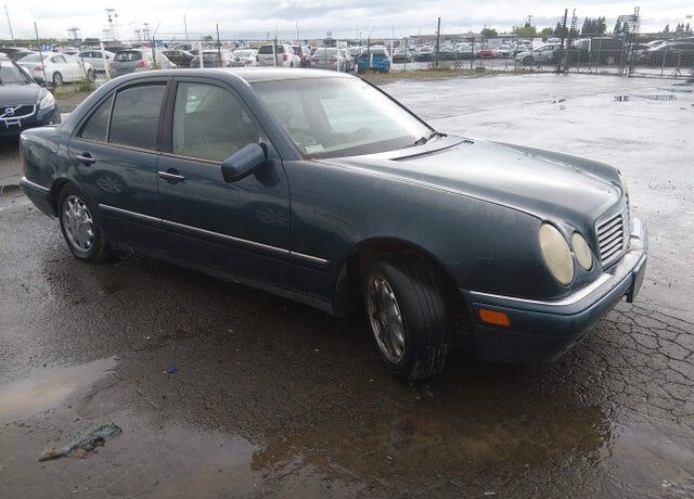 1999 MERCEDES-BENZ E-Class