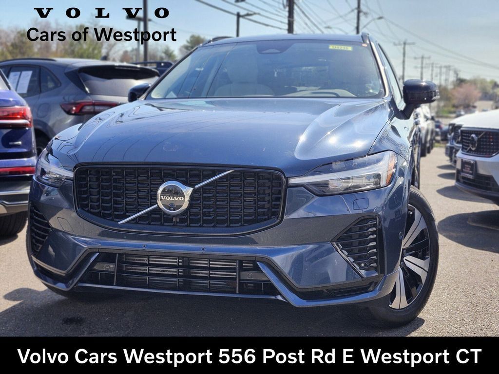 2024 VOLVO XC60