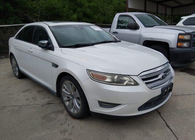 2010 FORD Taurus