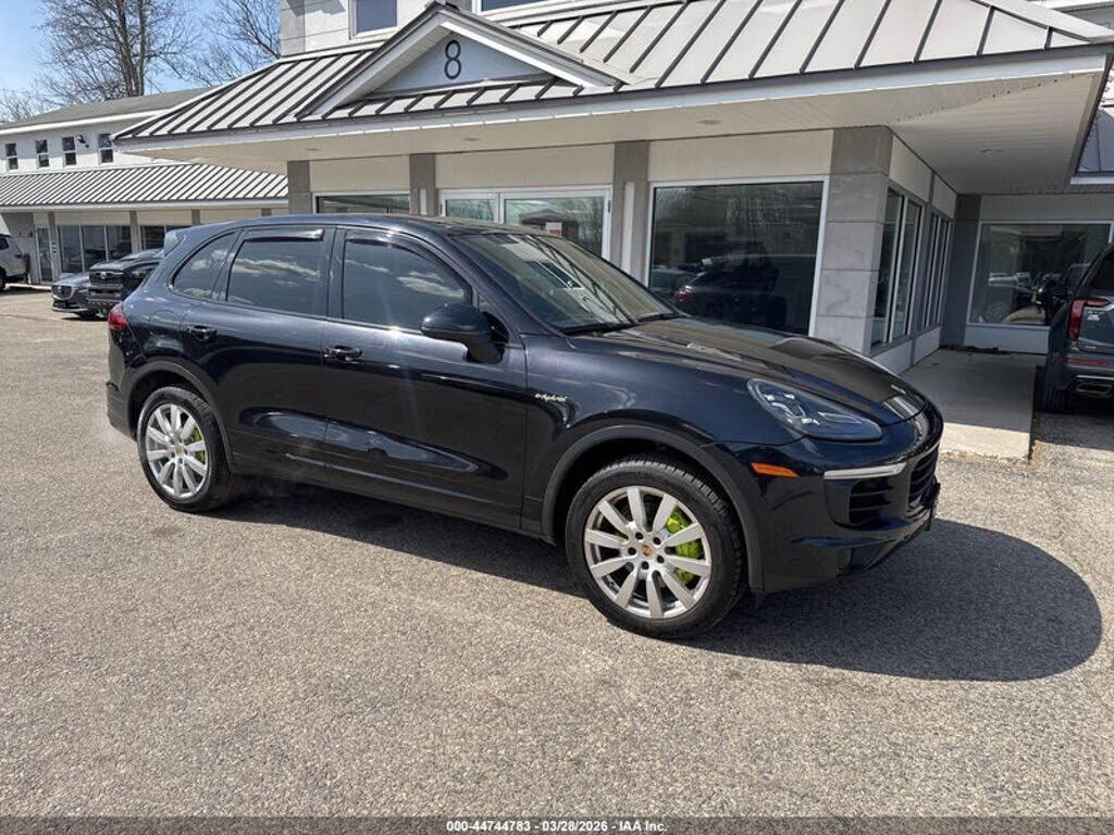 2016 PORSCHE Cayenne