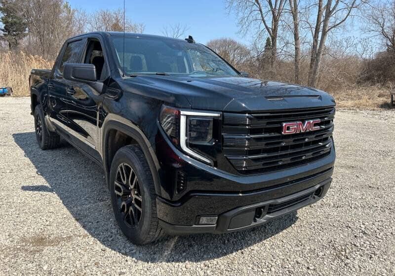 2023 GMC Sierra