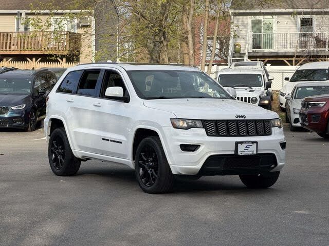 2017 JEEP Grand Cherokee