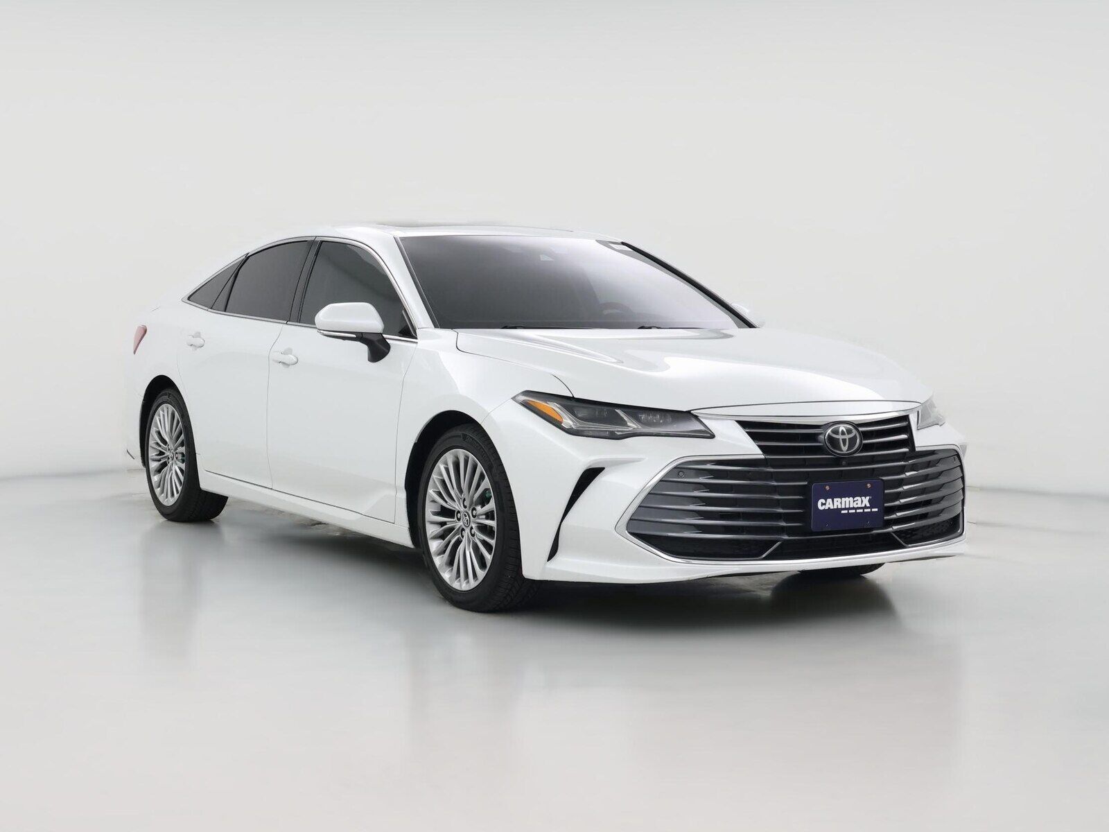 2019 TOYOTA Avalon