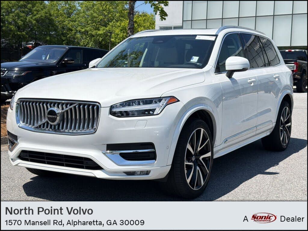 2023 VOLVO XC90