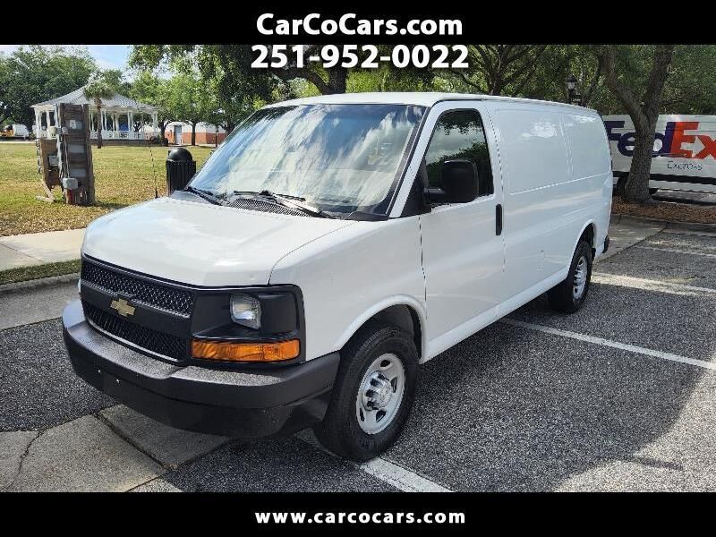 2017 CHEVROLET Express