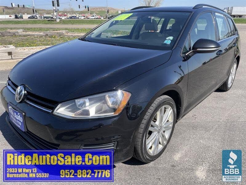 2016 VOLKSWAGEN Golf SportWagen