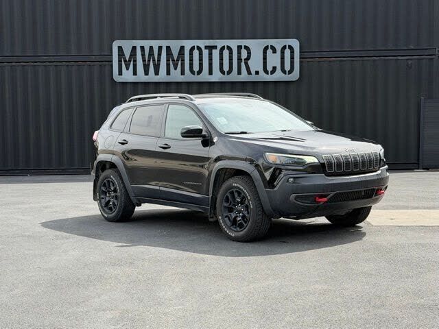 2022 JEEP Cherokee