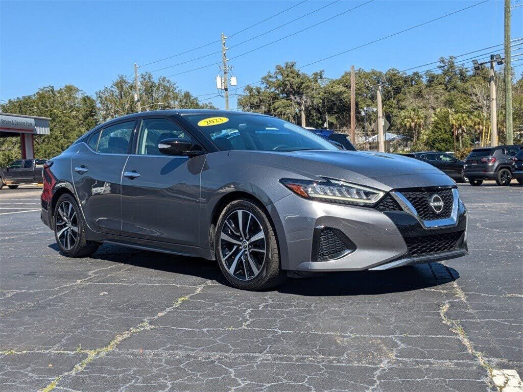 2023 NISSAN Maxima