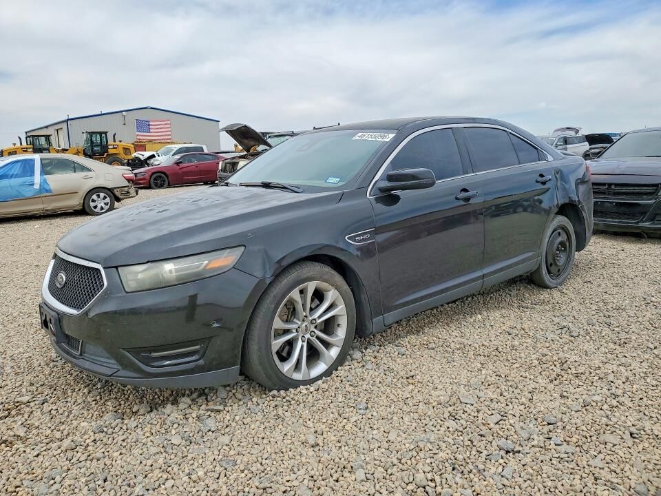2013 FORD Taurus