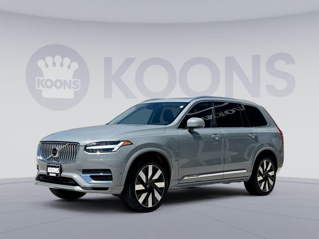 2024 VOLVO XC90