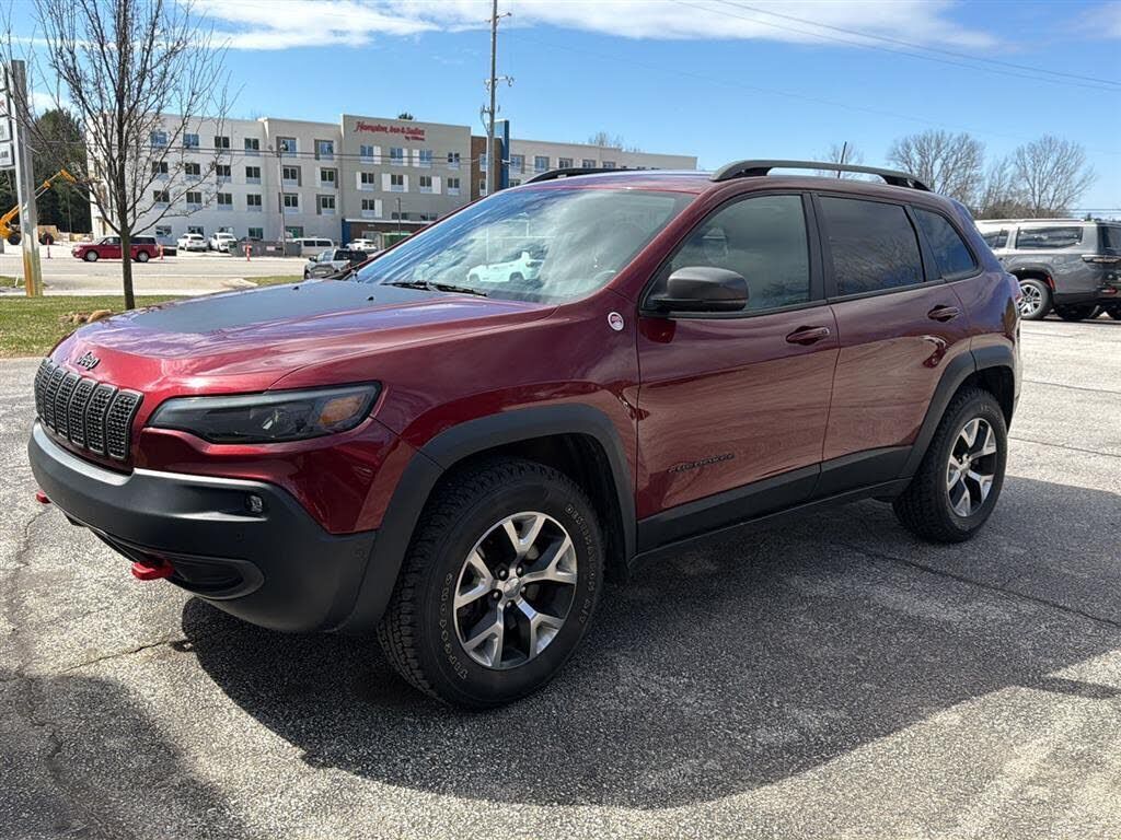 2019 JEEP Cherokee