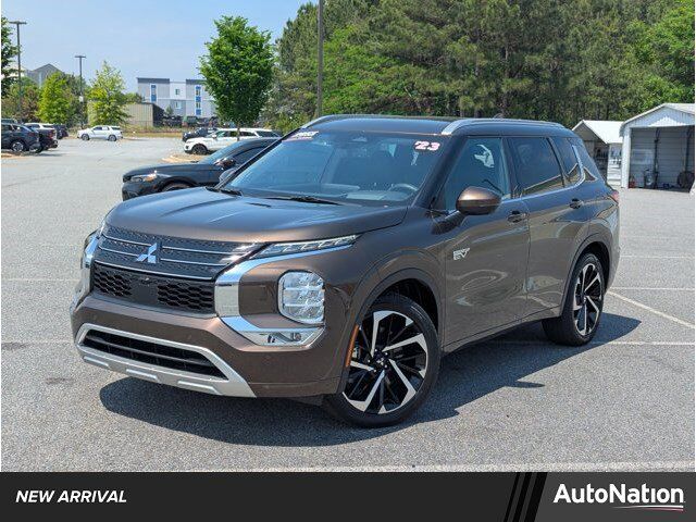 2023 MITSUBISHI Outlander