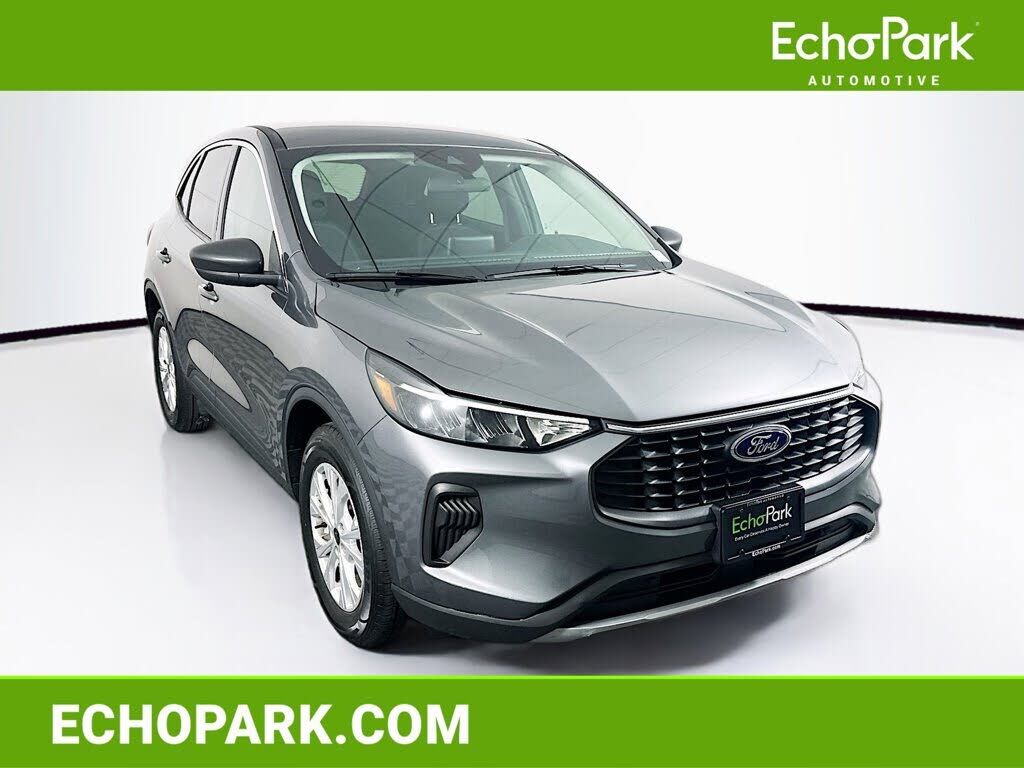 2024 FORD Escape