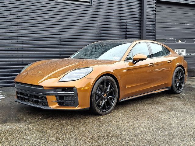 2025 PORSCHE Panamera