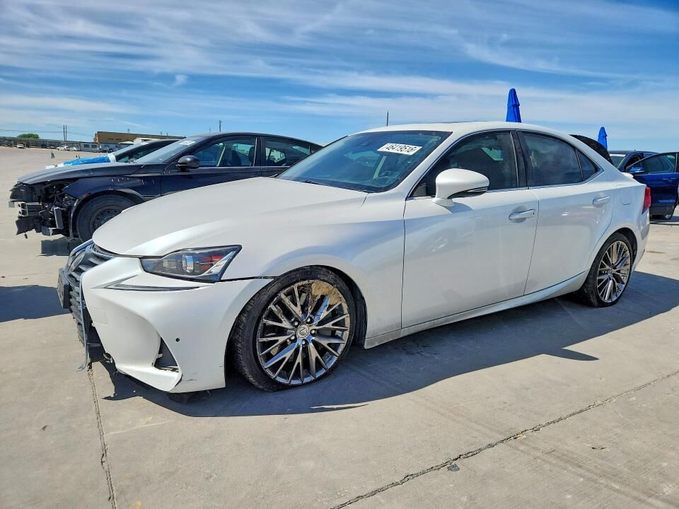 2017 LEXUS IS
