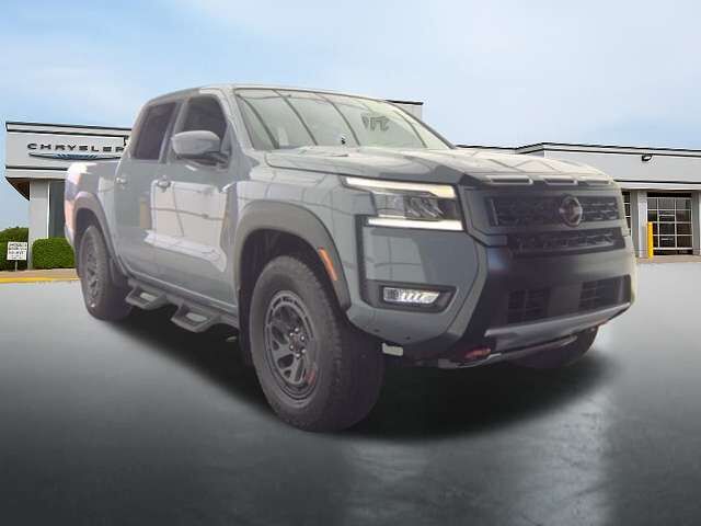 2025 NISSAN Frontier