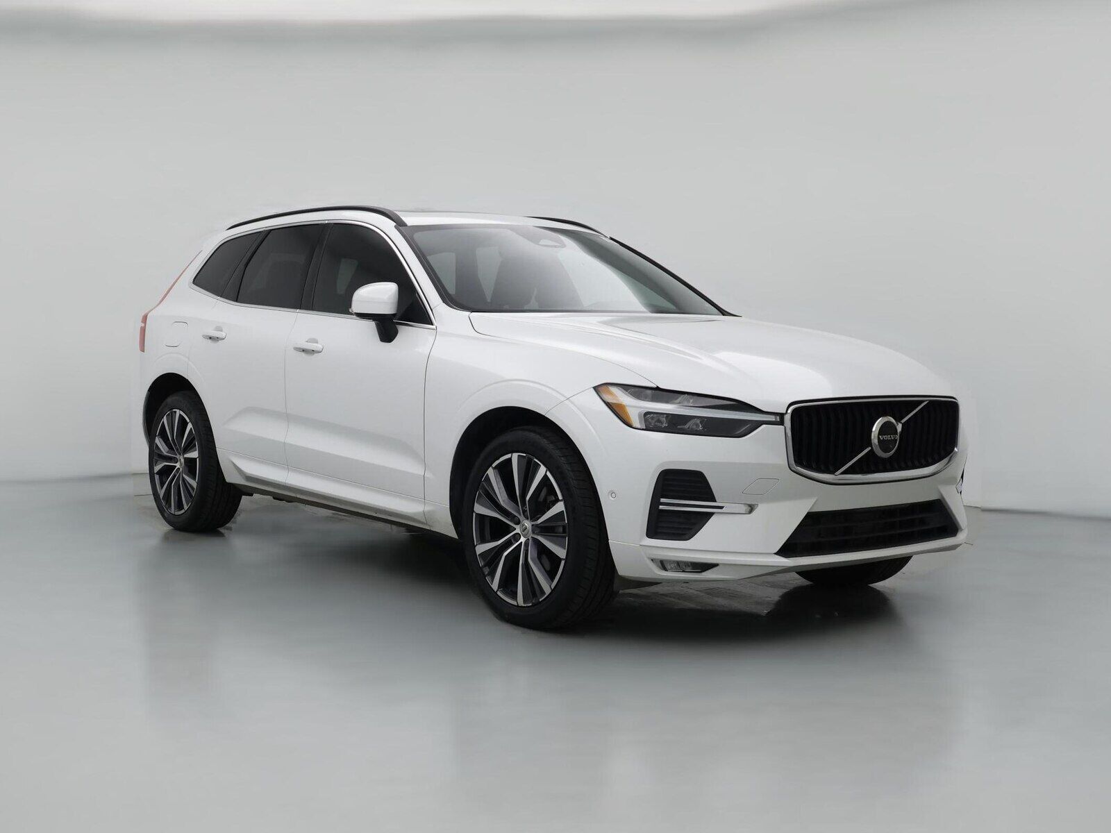 2022 VOLVO XC60