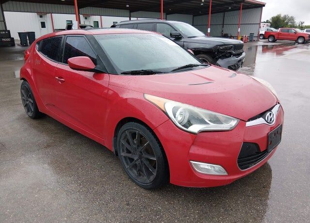 2012 HYUNDAI Veloster