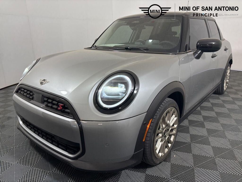 2025 MINI Hardtop