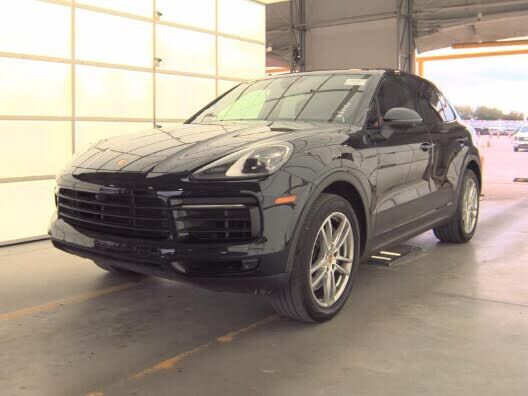 2023 PORSCHE Cayenne