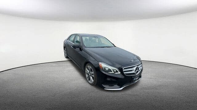 2016 MERCEDES-BENZ E-Class