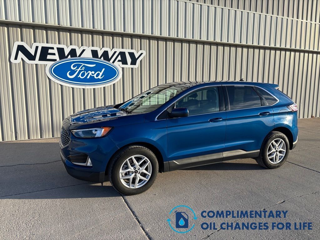 2023 FORD Edge