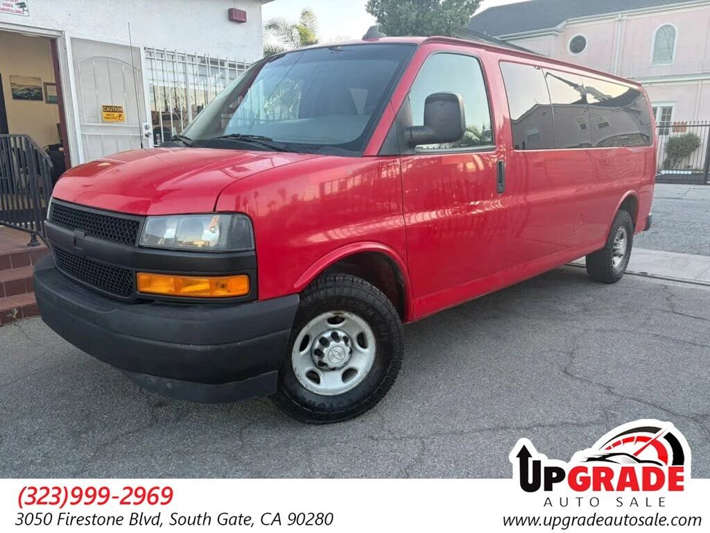 2019 CHEVROLET Express