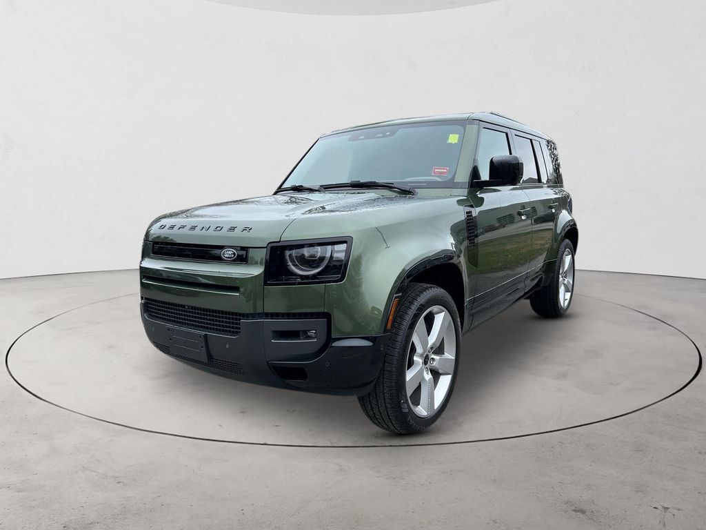 2026 LAND ROVER Defender