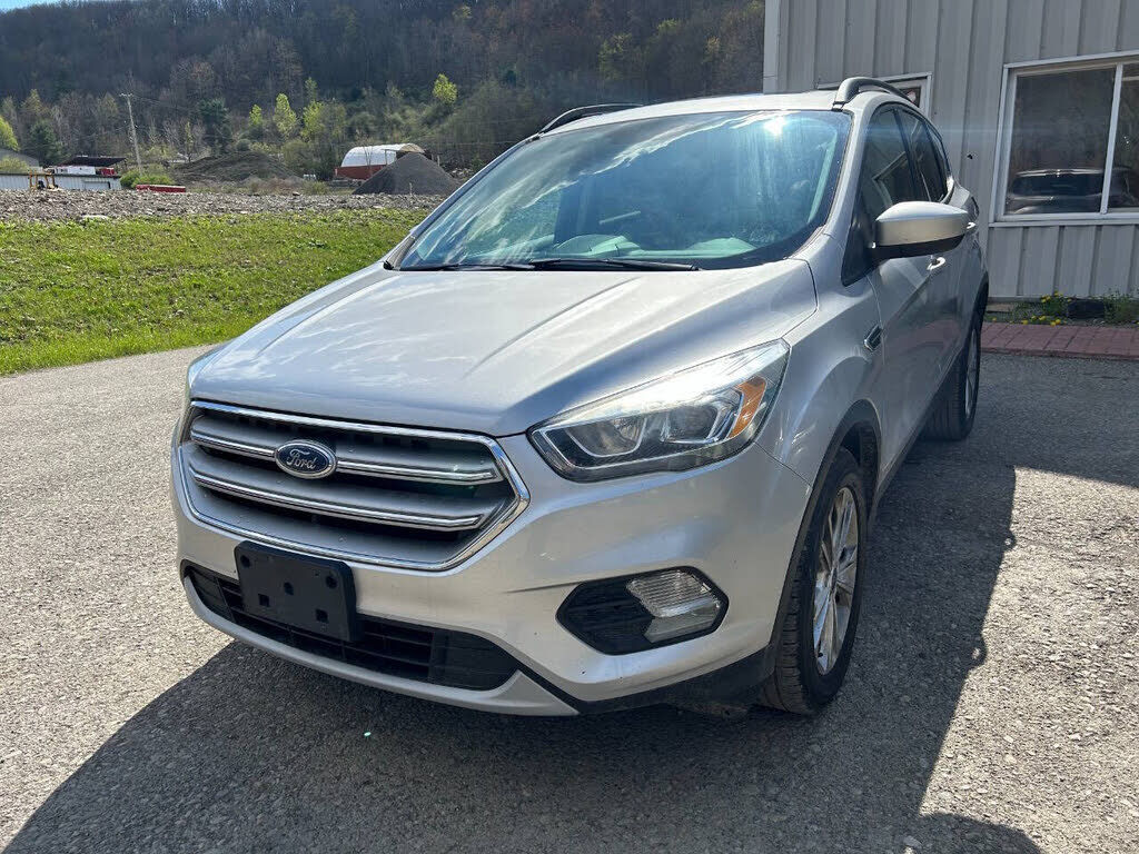 2017 FORD Escape