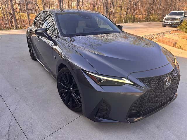 2021 LEXUS IS