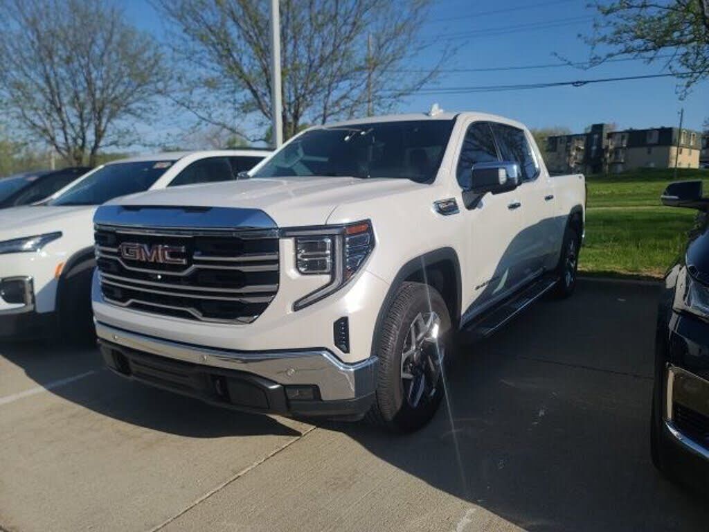 2023 GMC Sierra