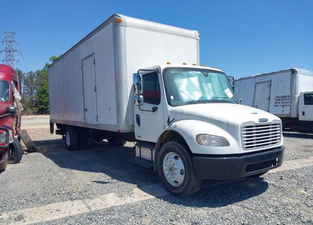 2006 FREIGHTLINER M2