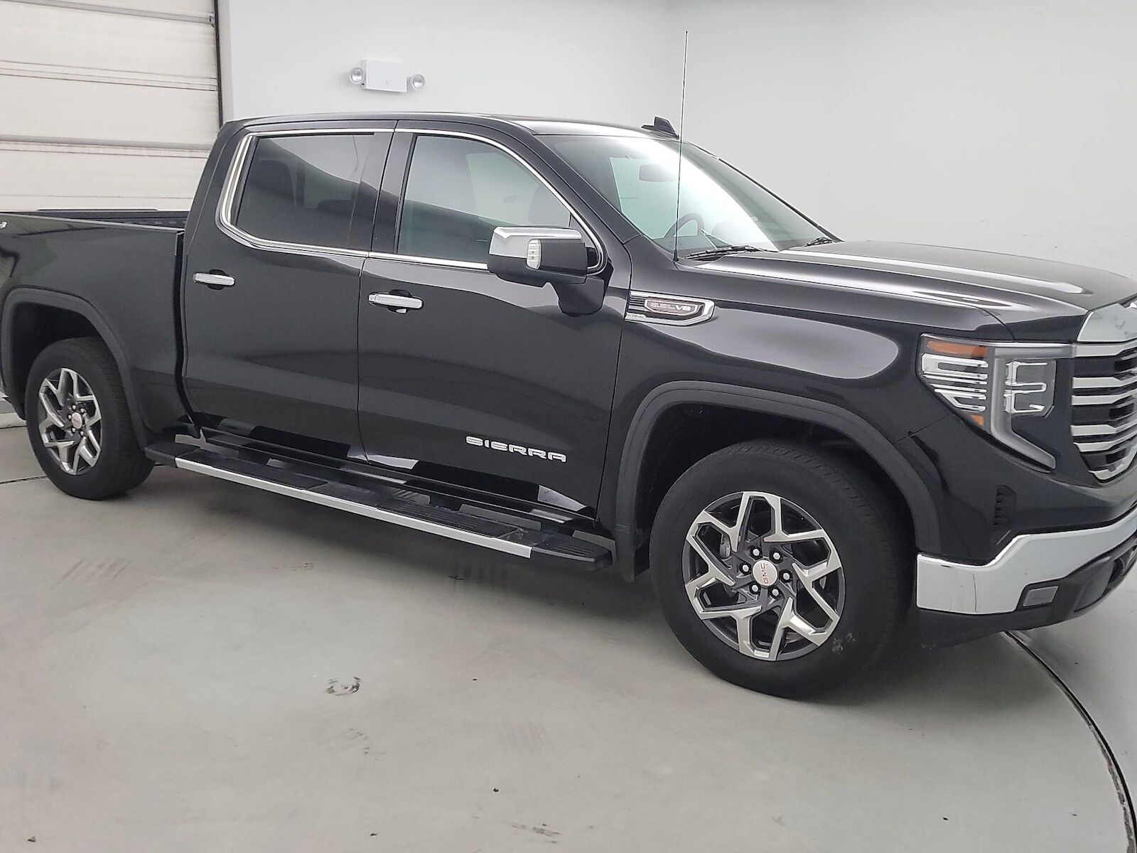2023 GMC Sierra