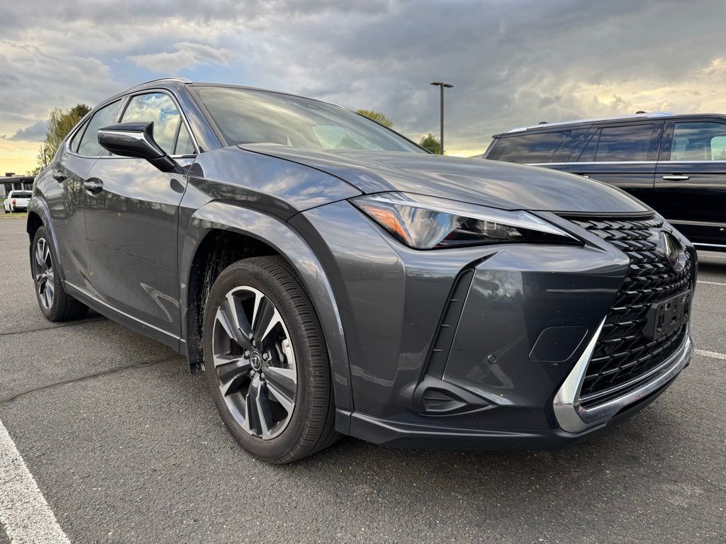 2023 LEXUS UX