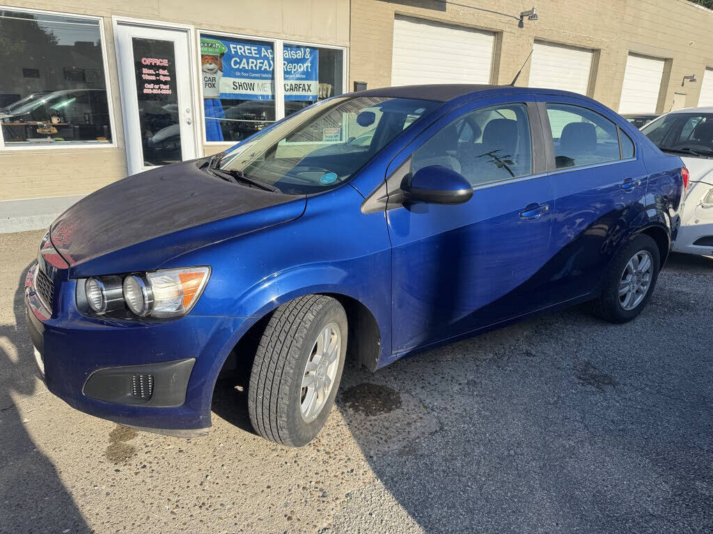2013 CHEVROLET Sonic
