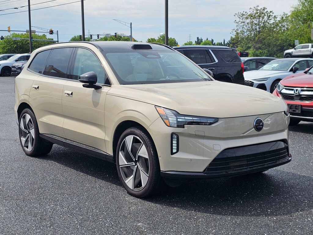 2025 VOLVO EX90