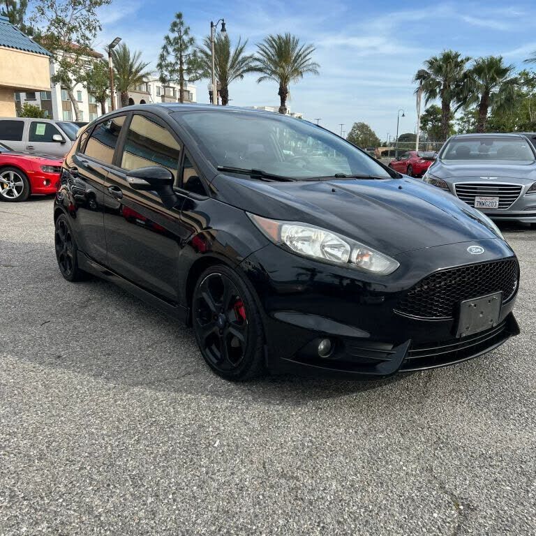 2018 FORD Fiesta