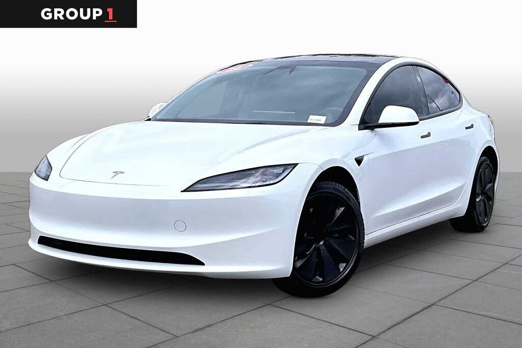 2024 TESLA Model 3