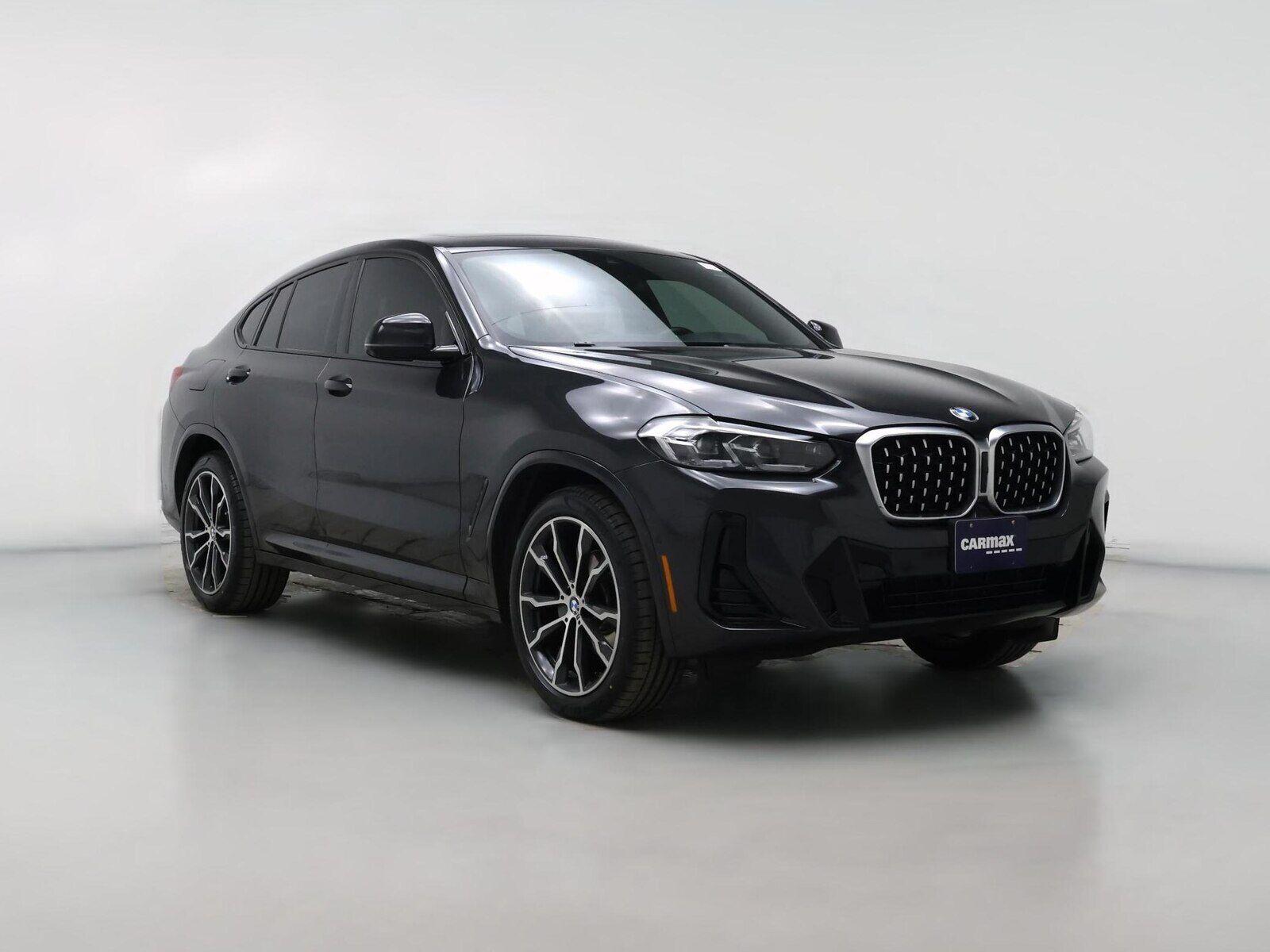 2023 BMW X4