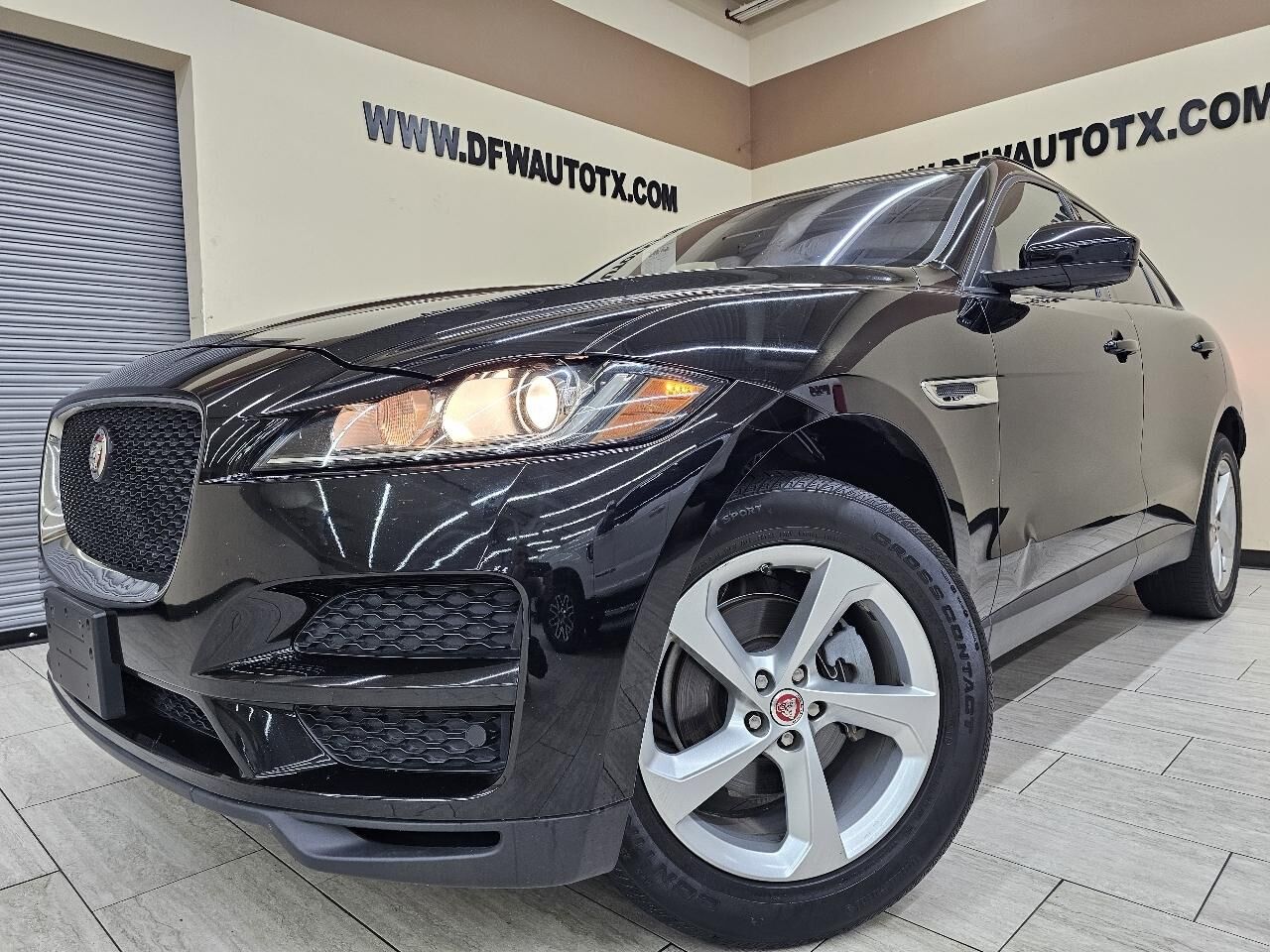 2018 JAGUAR F-Pace