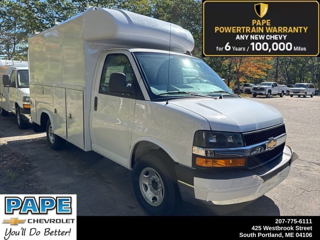2025 CHEVROLET Express