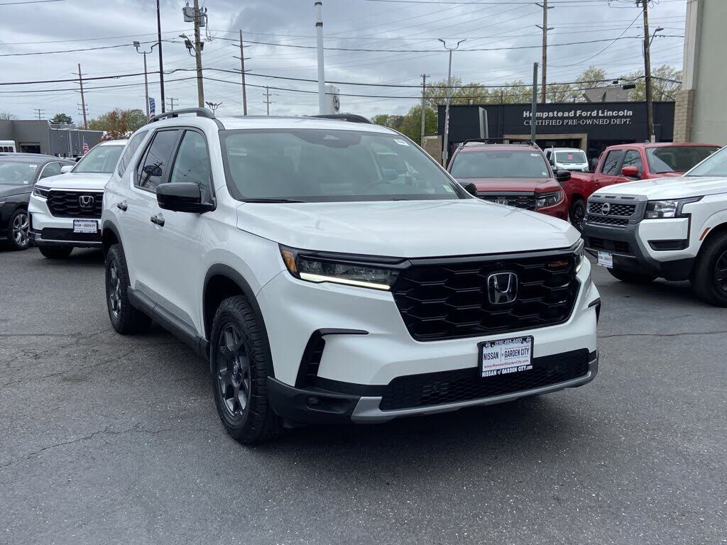 2025 HONDA Pilot