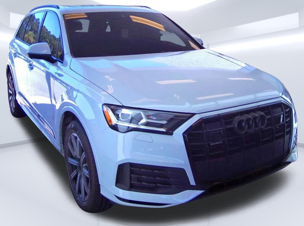 2022 AUDI Q7