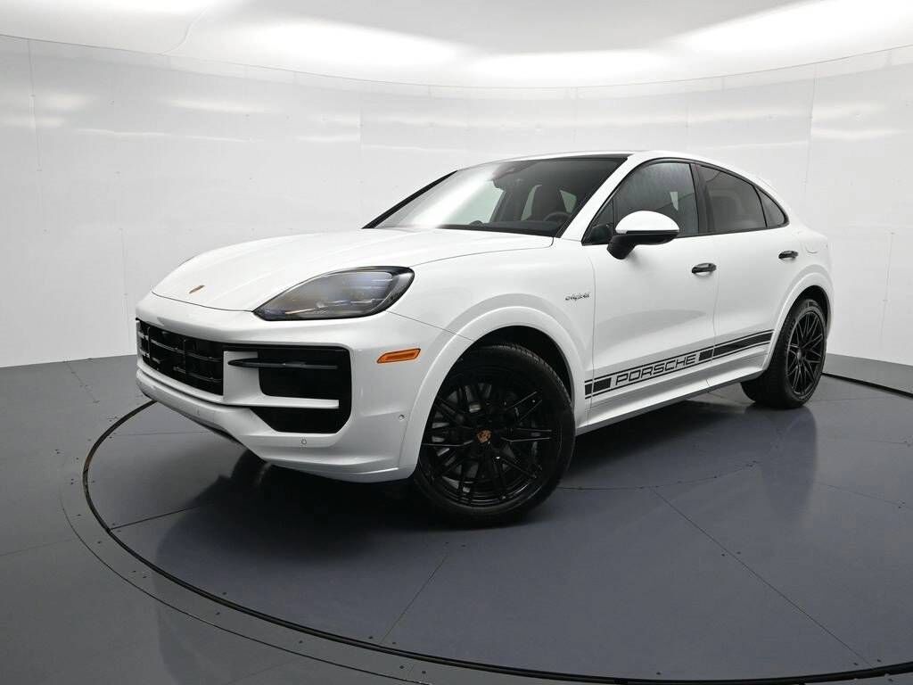 2026 PORSCHE Cayenne