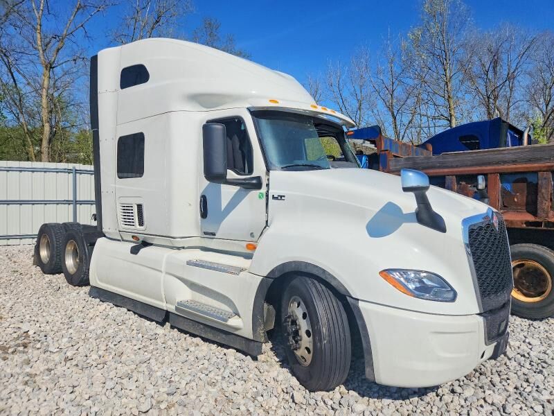 2025 INTERNATIONAL LT62F