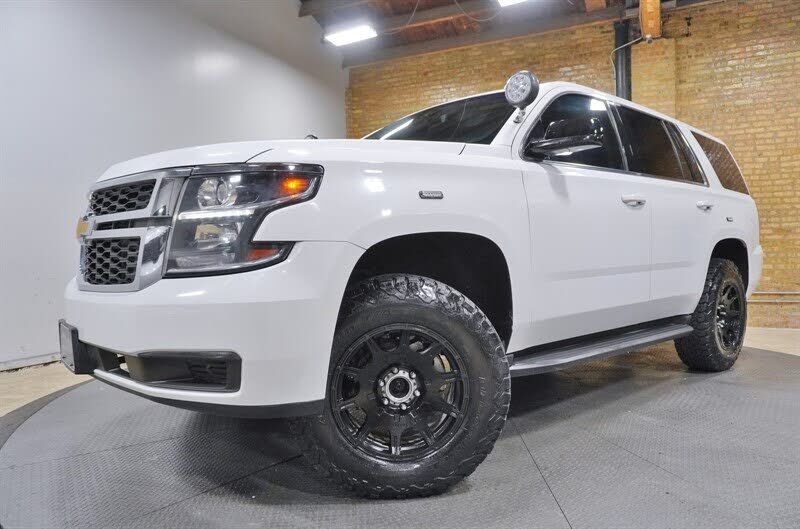 2017 CHEVROLET Tahoe