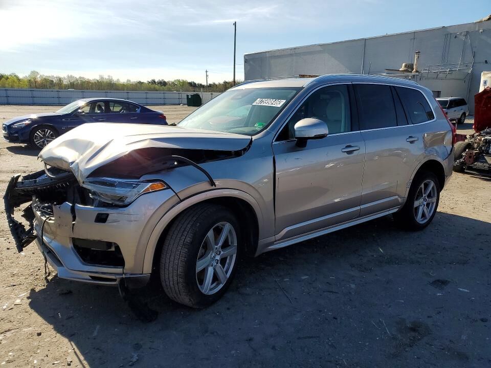 2023 VOLVO XC90